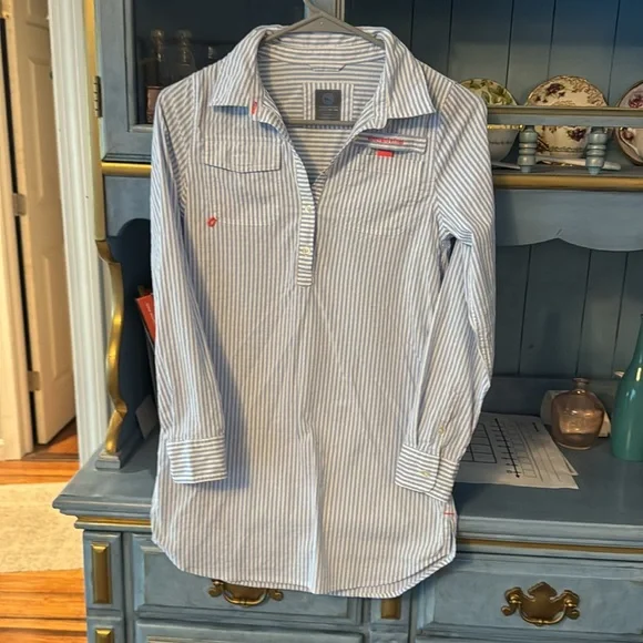 Vineyard Vines Harbor Shirt in Blue and White - Picture 5 of 8